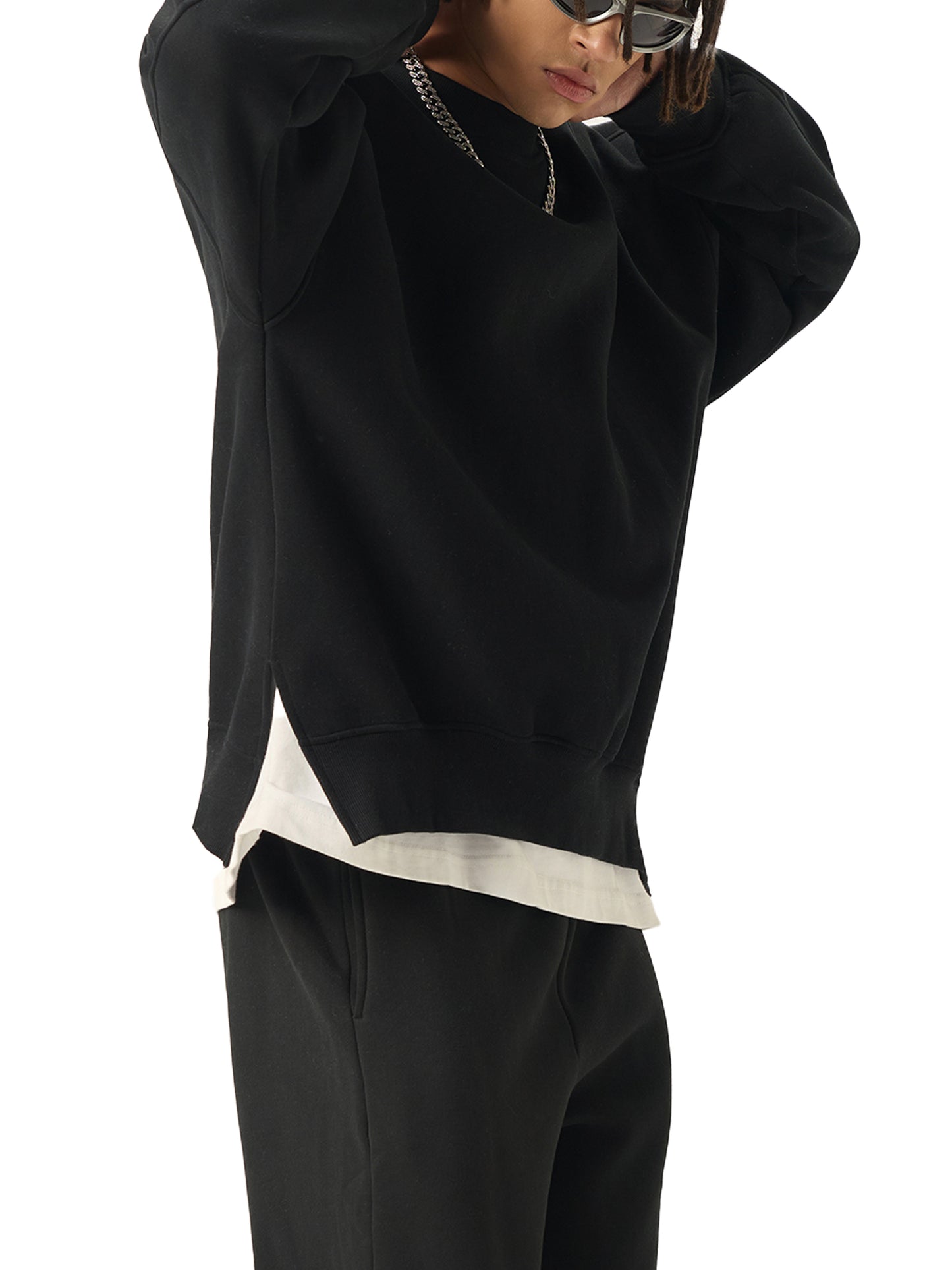 Classic Cross Fleece Side Slit Crewneck